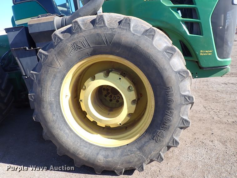 image for item DJ0065 John Deere 9530 Scraper Special  4WD tractor