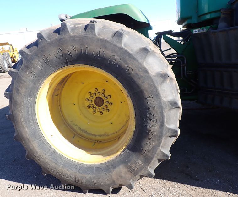 image for item DJ0065 John Deere 9530 Scraper Special  4WD tractor