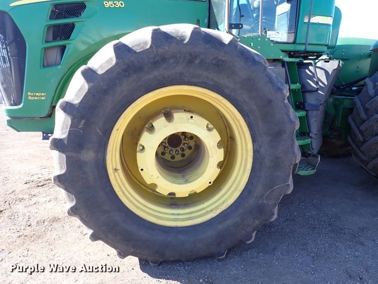 image for item DJ0065 John Deere 9530 Scraper Special  4WD tractor