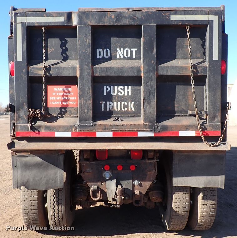 image for item DJ0068 2001 Mack E7-427 dump truck