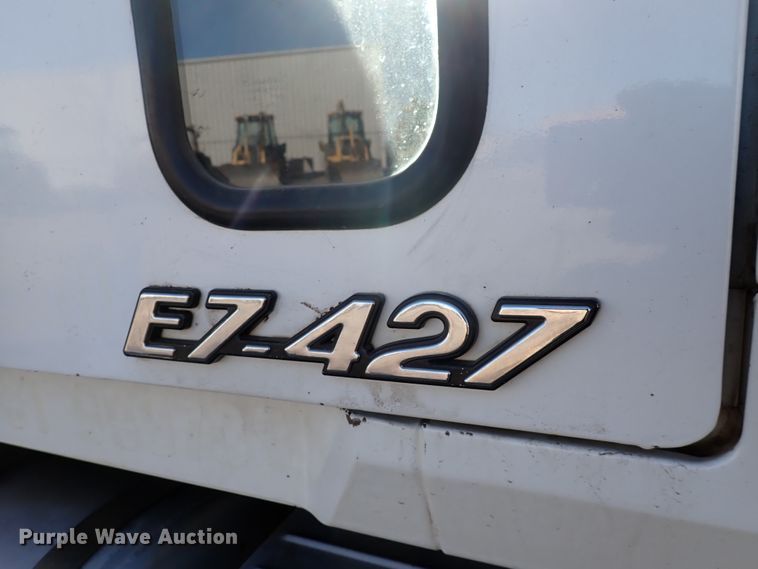 image for item DJ0068 2001 Mack E7-427 dump truck