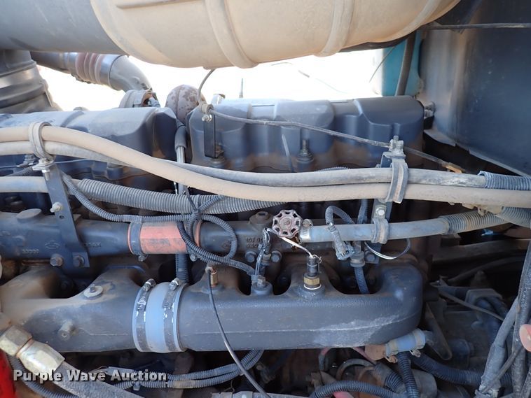 image for item DJ0068 2001 Mack E7-427 dump truck