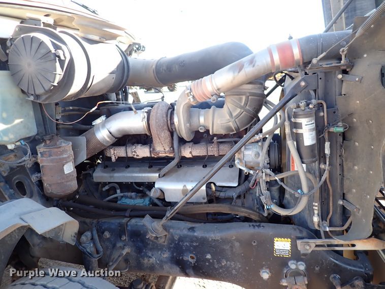 image for item DJ0068 2001 Mack E7-427 dump truck