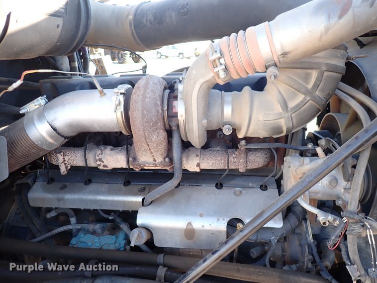 image for item DJ0068 2001 Mack E7-427 dump truck