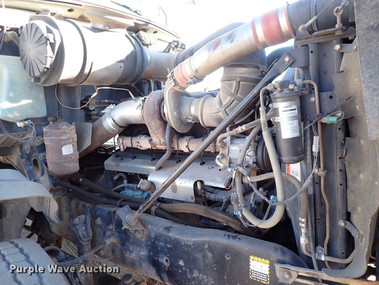 image for item DJ0068 2001 Mack E7-427 dump truck