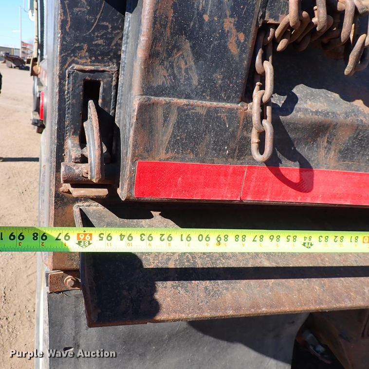 image for item DJ0068 2001 Mack E7-427 dump truck