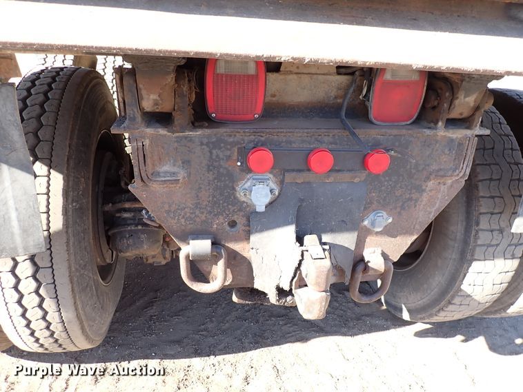 image for item DJ0068 2001 Mack E7-427 dump truck