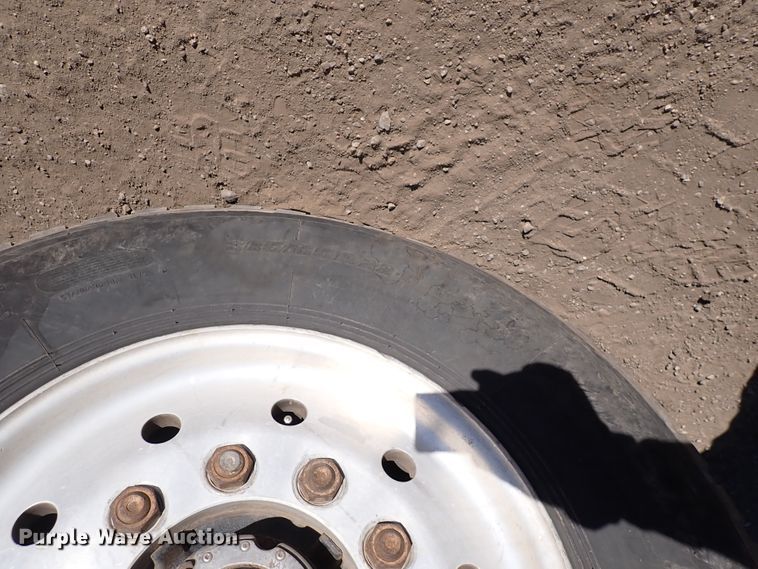 image for item DJ0068 2001 Mack E7-427 dump truck