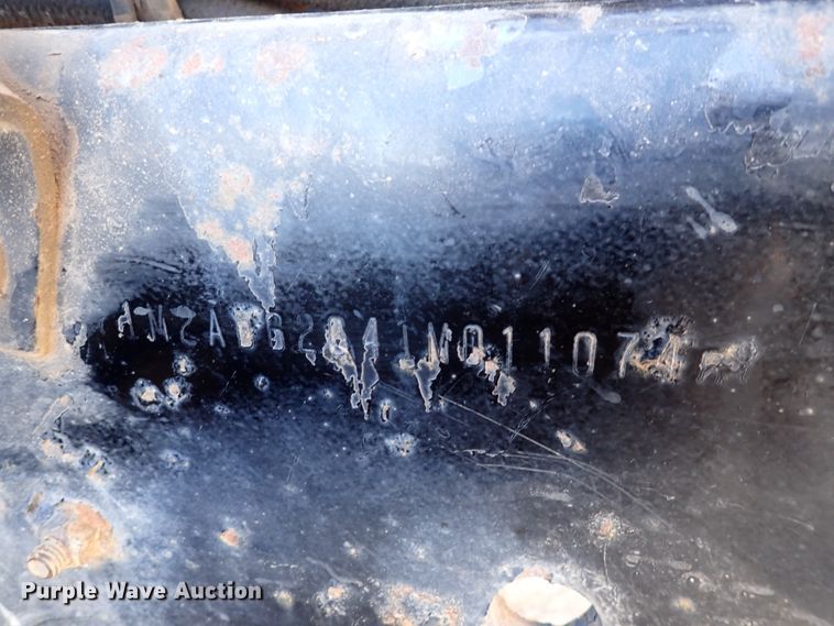 image for item DJ0068 2001 Mack E7-427 dump truck