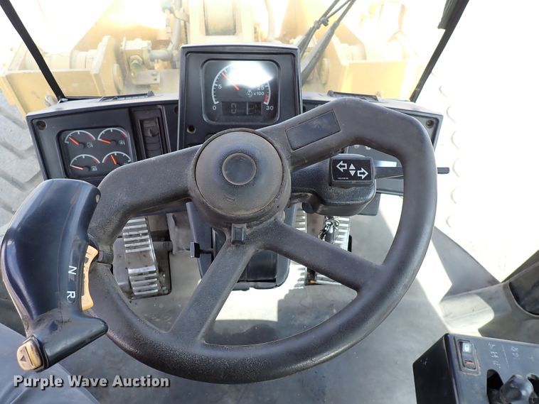 image for item DJ0086 2000 Caterpillar 950G  wheel loader