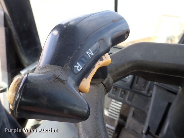 image for item DJ0086 2000 Caterpillar 950G  wheel loader