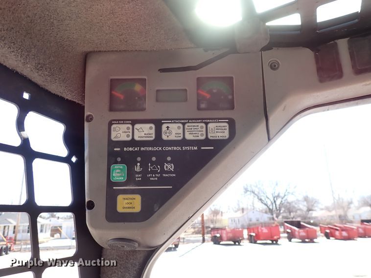 image for item DJ0087 2008 Bobcat S150  skid steer loader