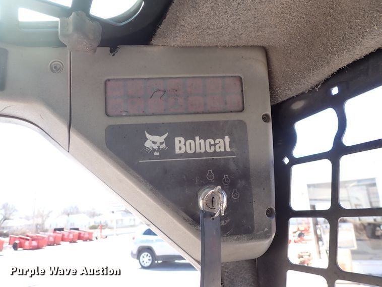 image for item DJ0087 2008 Bobcat S150  skid steer loader