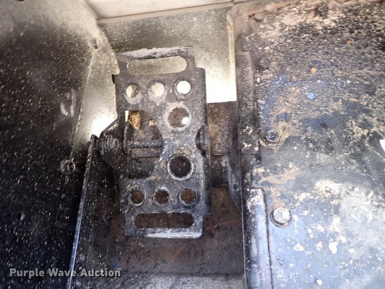 image for item DJ0087 2008 Bobcat S150  skid steer loader