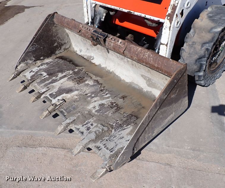 image for item DJ0087 2008 Bobcat S150  skid steer loader