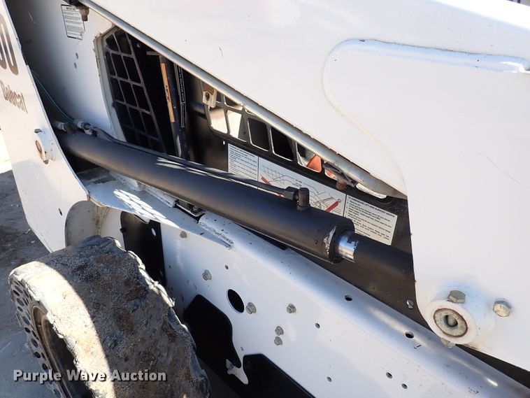 image for item DJ0087 2008 Bobcat S150  skid steer loader