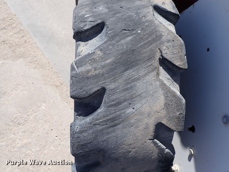 image for item DJ0087 2008 Bobcat S150  skid steer loader