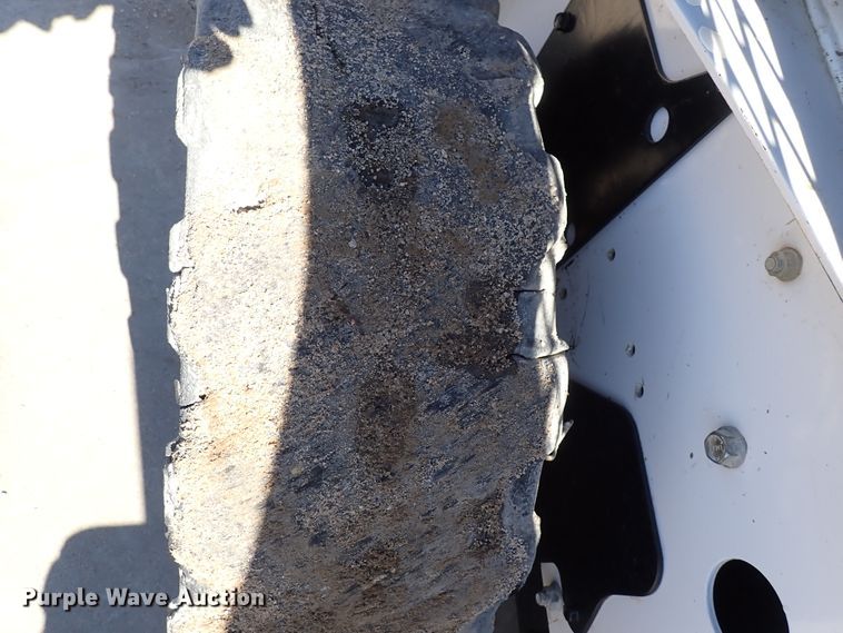 image for item DJ0087 2008 Bobcat S150  skid steer loader