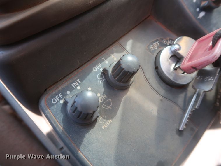 image for item DJ1825 2007 John Deere 450D LC  excavator