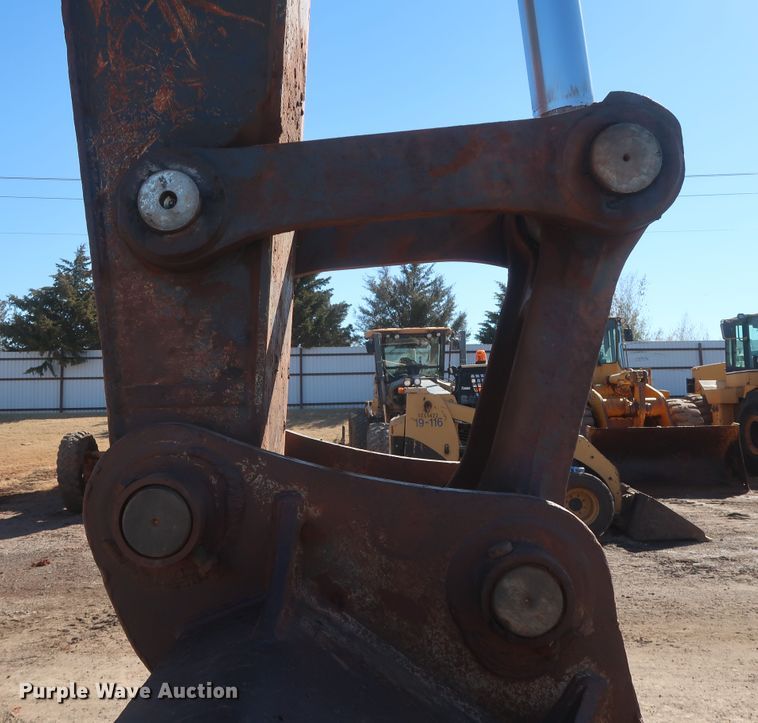 image for item DJ1825 2007 John Deere 450D LC  excavator