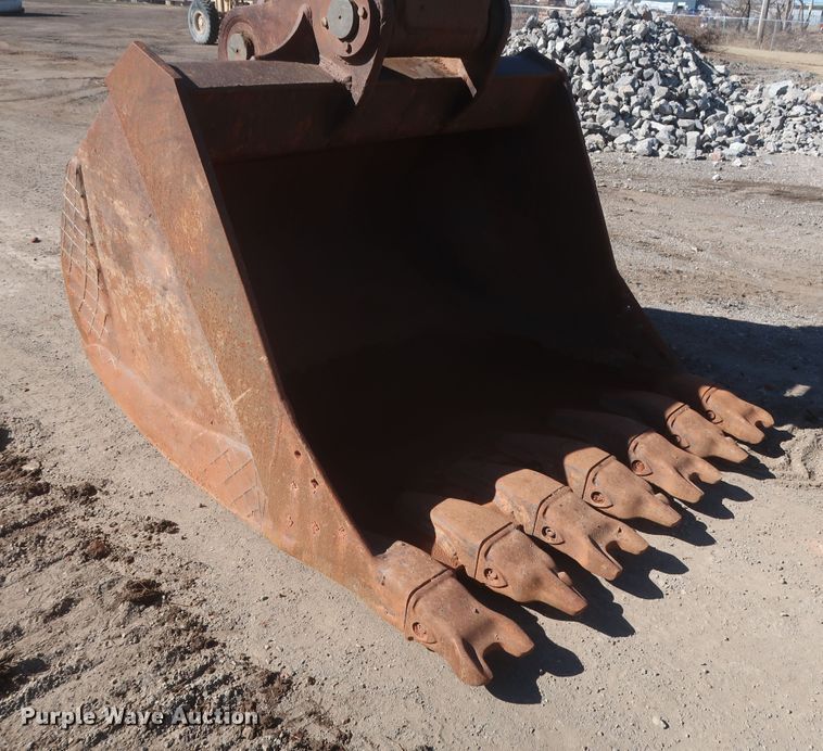 image for item DJ1825 2007 John Deere 450D LC  excavator