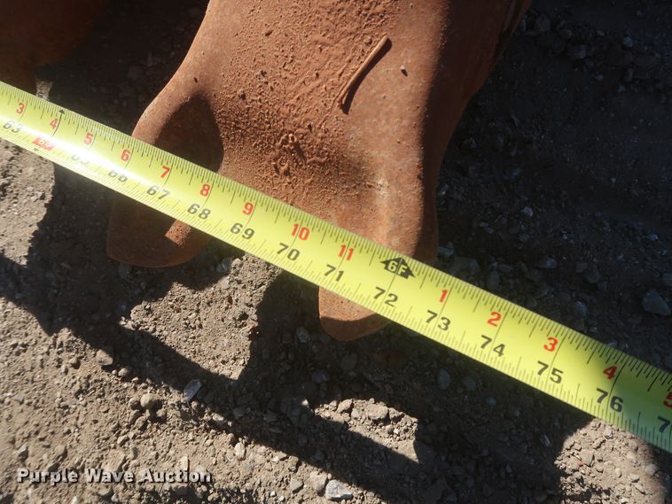 image for item DJ1825 2007 John Deere 450D LC  excavator