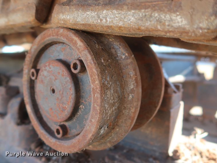 image for item DJ1825 2007 John Deere 450D LC  excavator