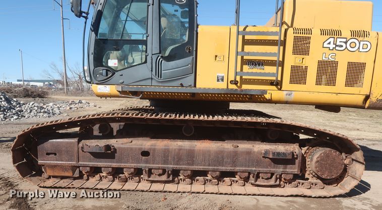 image for item DJ1825 2007 John Deere 450D LC  excavator