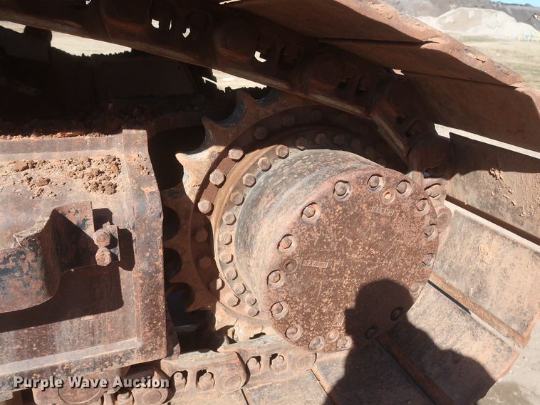 image for item DJ1825 2007 John Deere 450D LC  excavator