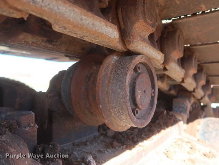 image for item DJ1825 2007 John Deere 450D LC  excavator