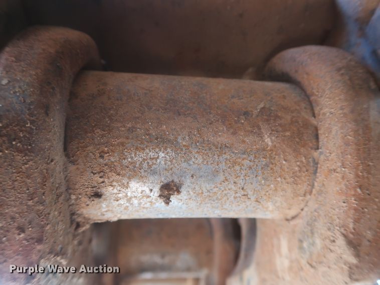 image for item DJ1825 2007 John Deere 450D LC  excavator