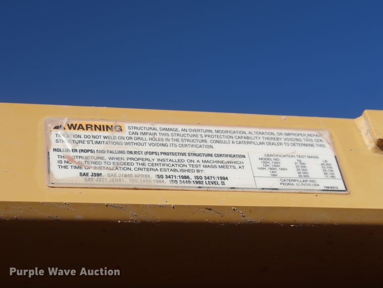 image for item DJ1826 2001 Caterpillar 140H  motor grader