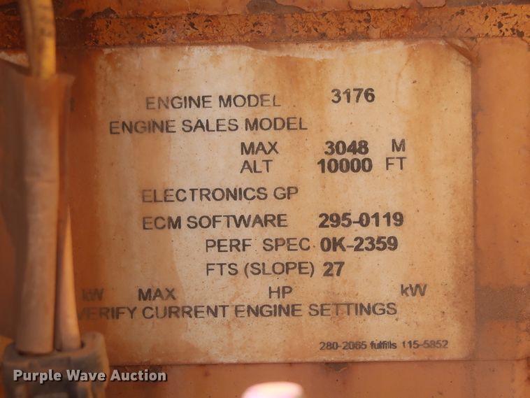 image for item DJ1826 2001 Caterpillar 140H  motor grader