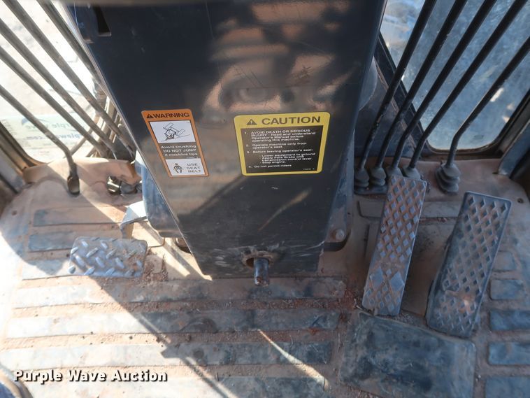 image for item DJ1827 2006 John Deere 772D  motor grader