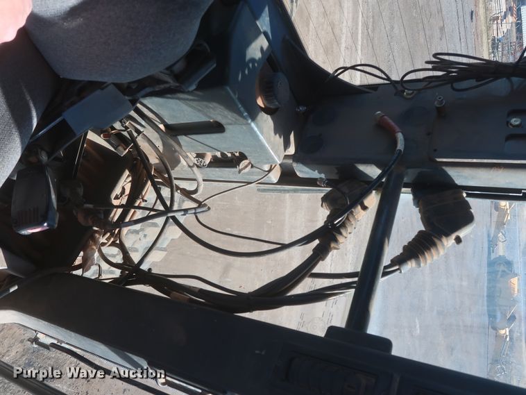 image for item DJ1827 2006 John Deere 772D  motor grader