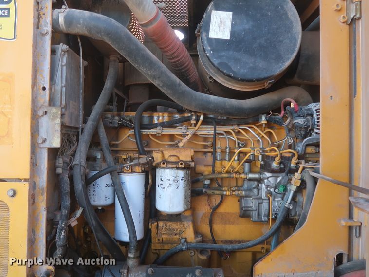 image for item DJ1827 2006 John Deere 772D  motor grader