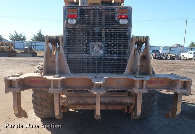 image for item DJ1827 2006 John Deere 772D  motor grader