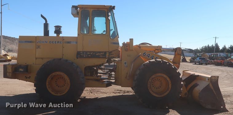 image for item DJ1828 1992 John Deere 644E  wheel loader