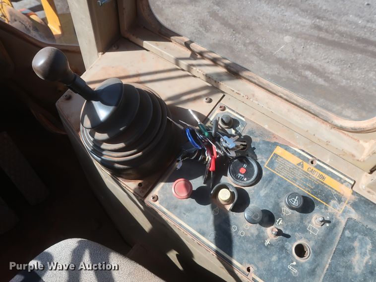 image for item DJ1828 1992 John Deere 644E  wheel loader