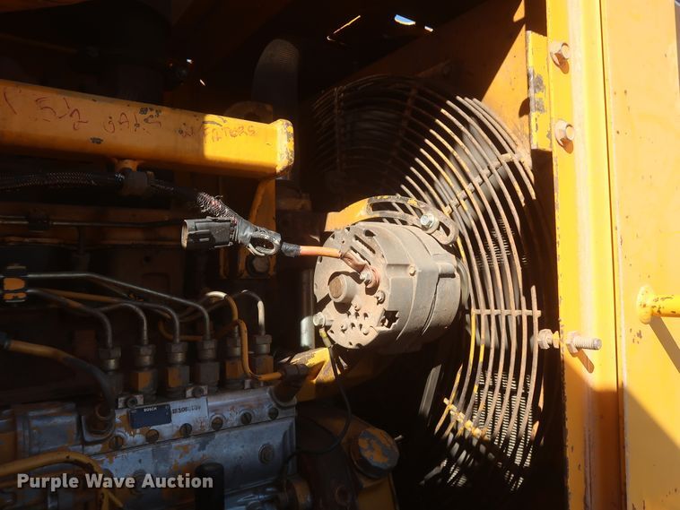 image for item DJ1828 1992 John Deere 644E  wheel loader