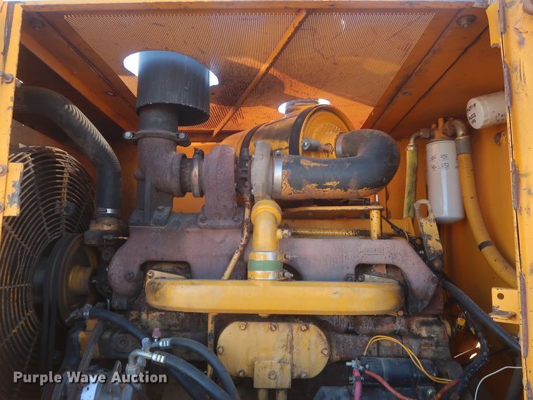 image for item DJ1828 1992 John Deere 644E  wheel loader