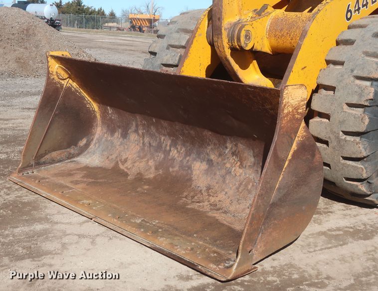 image for item DJ1828 1992 John Deere 644E  wheel loader