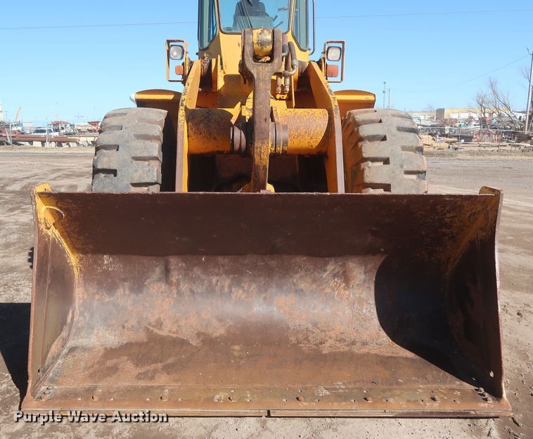 image for item DJ1828 1992 John Deere 644E  wheel loader