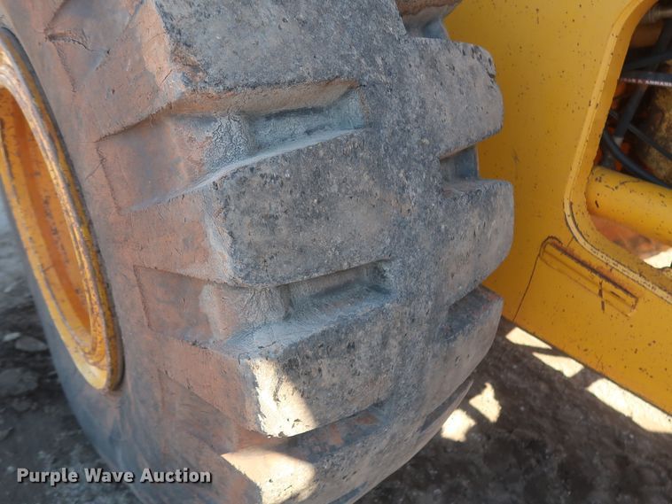 image for item DJ1828 1992 John Deere 644E  wheel loader