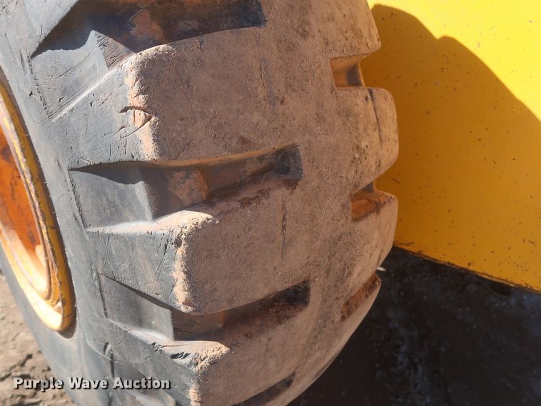 image for item DJ1828 1992 John Deere 644E  wheel loader