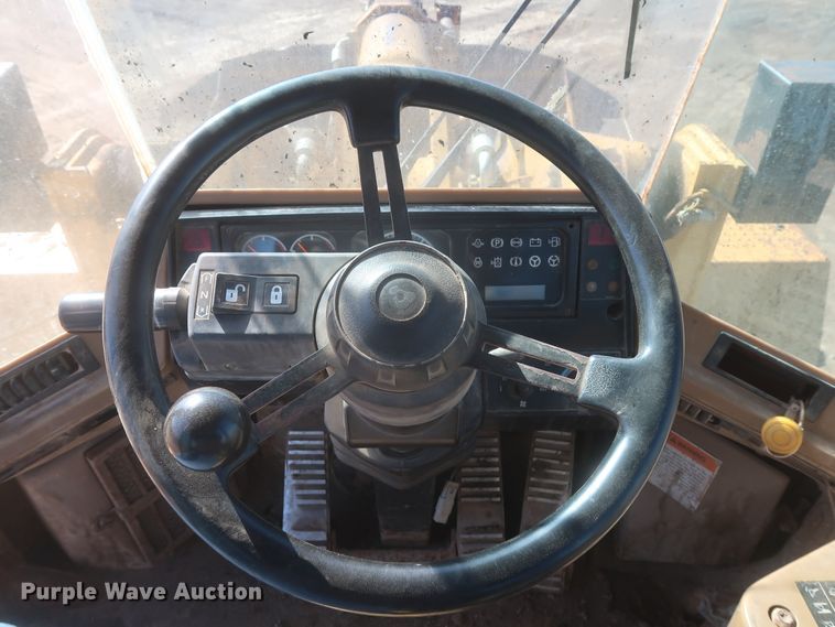 image for item DJ1829 1996 Caterpillar 970F  wheel loader