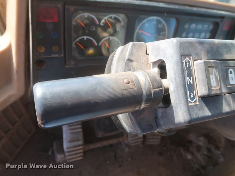 image for item DJ1829 1996 Caterpillar 970F  wheel loader