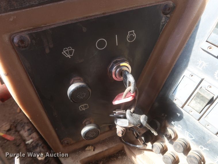 image for item DJ1829 1996 Caterpillar 970F  wheel loader