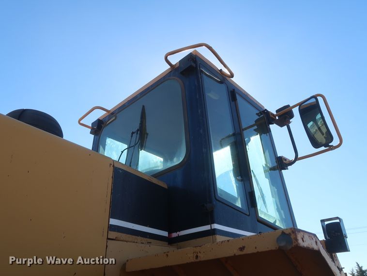 image for item DJ1829 1996 Caterpillar 970F  wheel loader