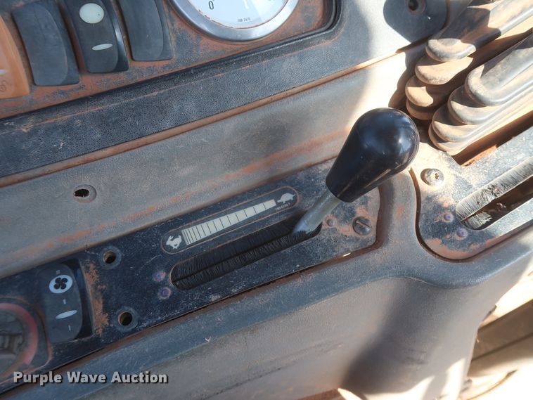 image for item DJ1832 2004 Caterpillar 420D  backhoe